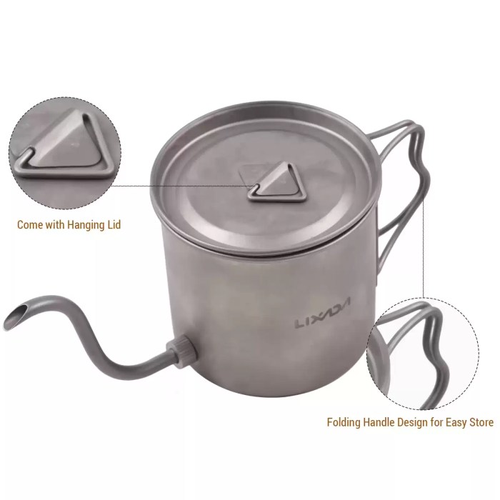 400ML TITANIUM GOOSENECK KETTLE_3 Heat-resistant insulated handle on a portable titanium kettle for safe handling during wilderness expeditions.