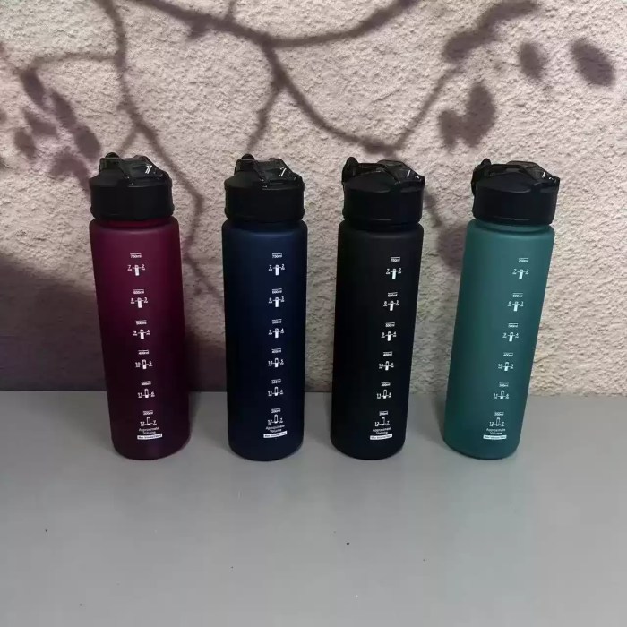 Professional portable fitness cup for travel, picnics, and hiking missions.