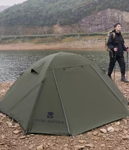 Waterproof 2-4 Person Backpacking Tent