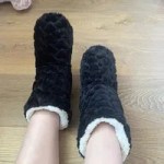Navy warm floor socks with soft lining for cold indoor floors