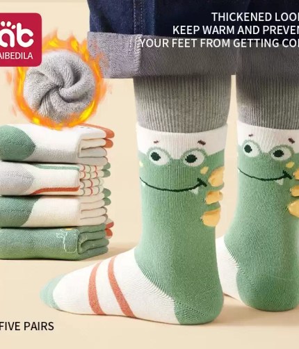 Kids warm cartoon socks with thick soft lining.