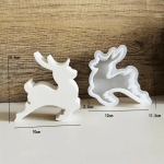 Christmas reindeer silicone mold showing product dimensions for DIY casting.