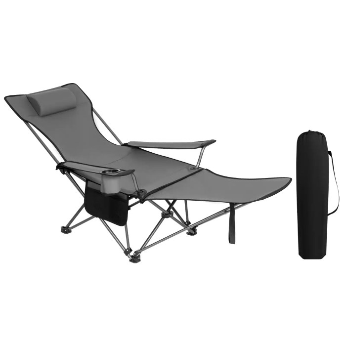 WOLTU lightweight folding chair used for a relaxing UK lakeside fishing.