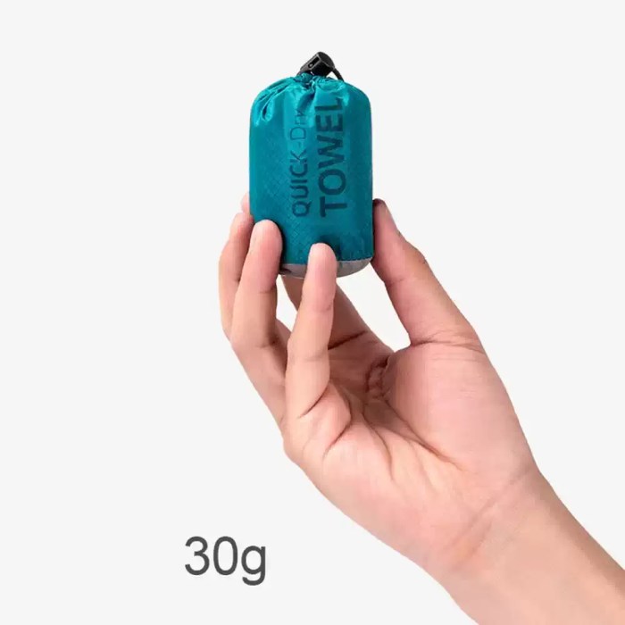 Naturehike ultralight cooling towel packed into compact pouch weighing 30g